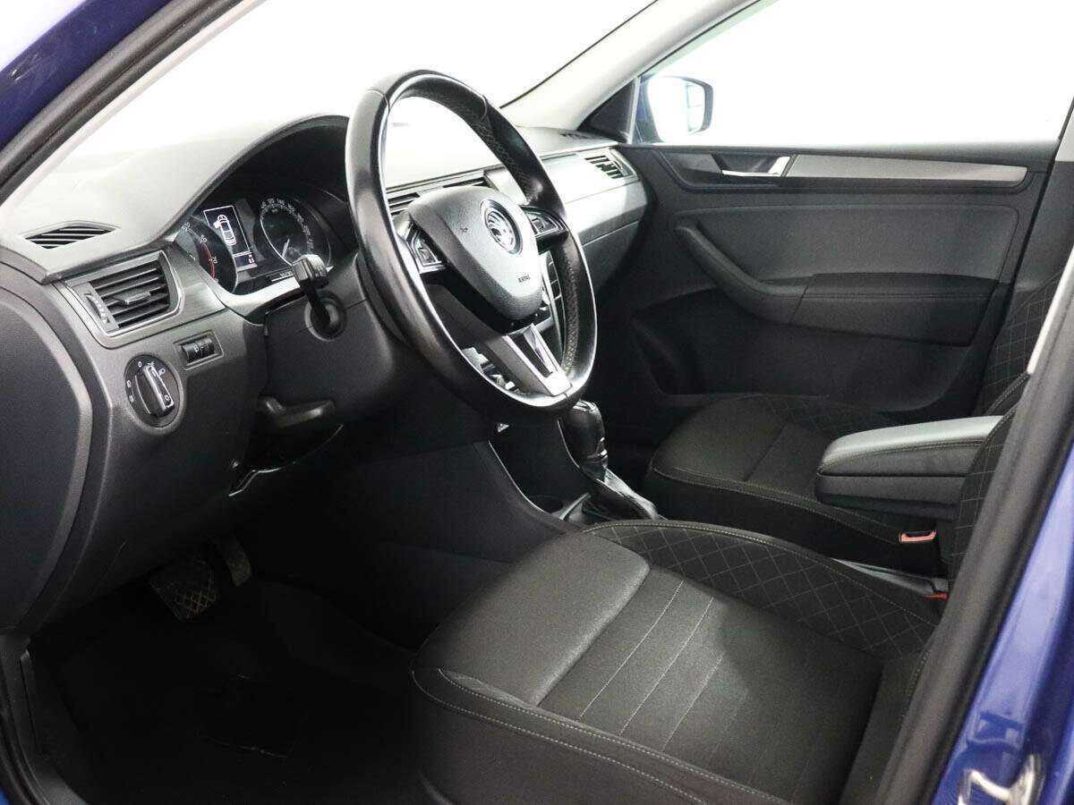 Skoda Rapid с пробегом — 2017 год. Фото: #7