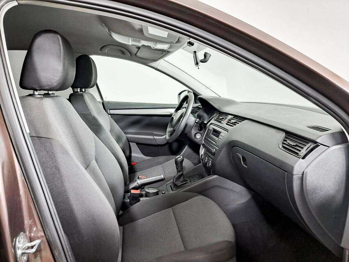 Skoda Octavia с пробегом — 2014 год. Фото: #8