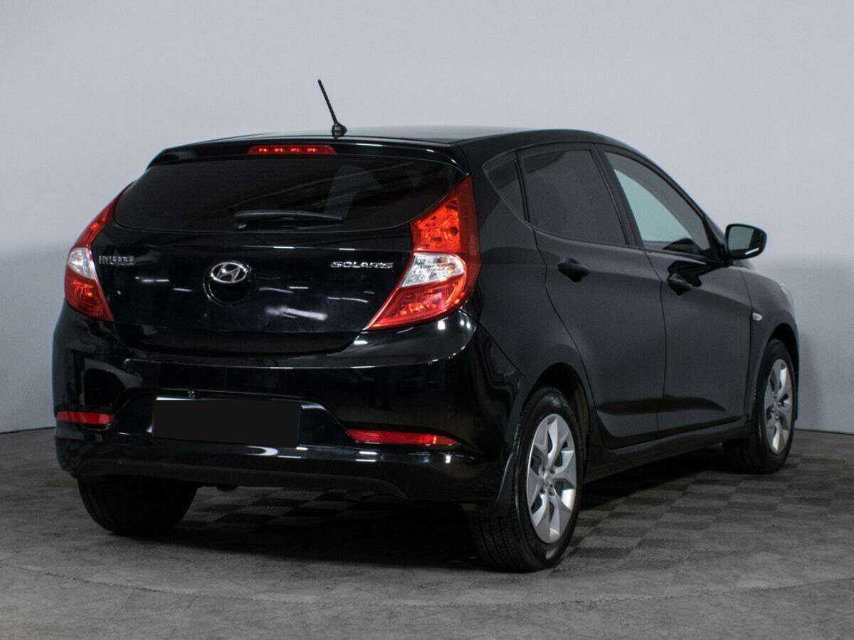 Hyundai Solaris с пробегом — 2014 год. Фото: #4