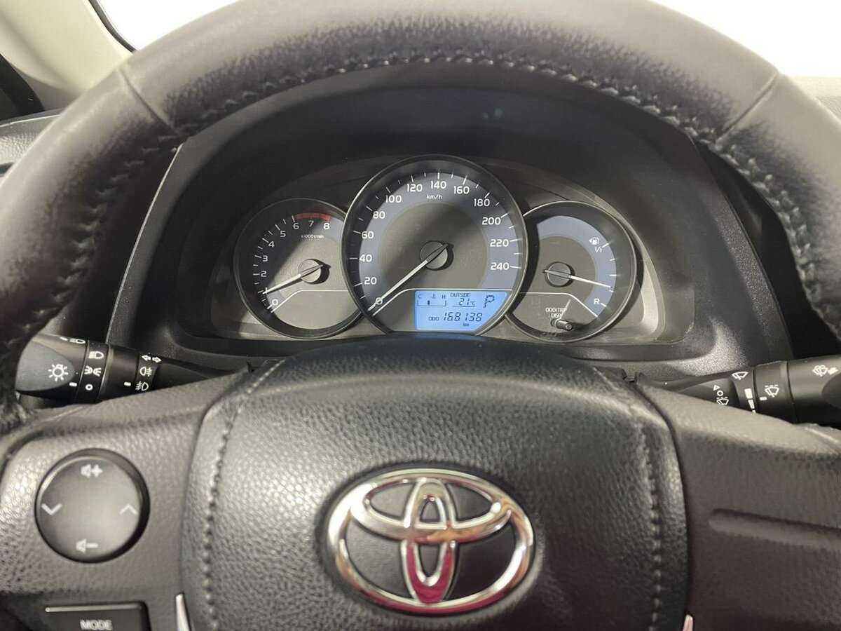 Toyota Corolla с пробегом — 2017 год. Фото: #10