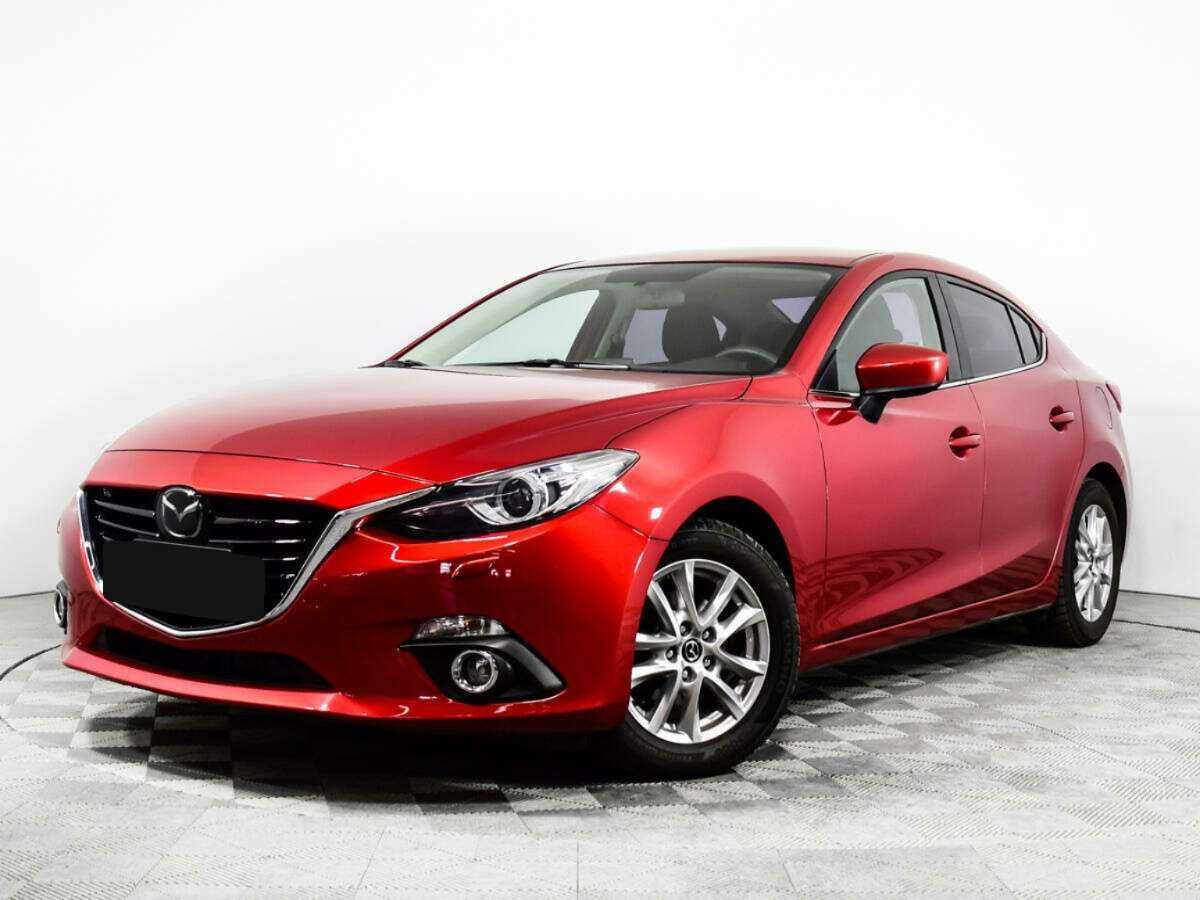 Mazda 3 с пробегом — 2015 год. Фото: #0