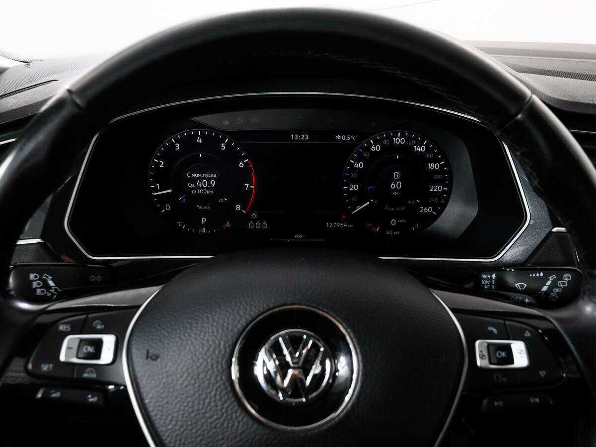 Volkswagen Tiguan с пробегом — 2017 год. Фото: #13