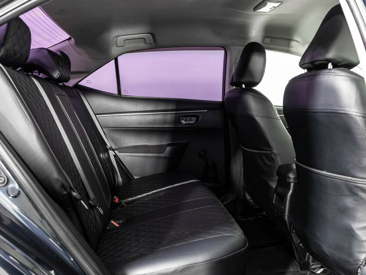 Toyota Corolla с пробегом — 2014 год. Фото: #12