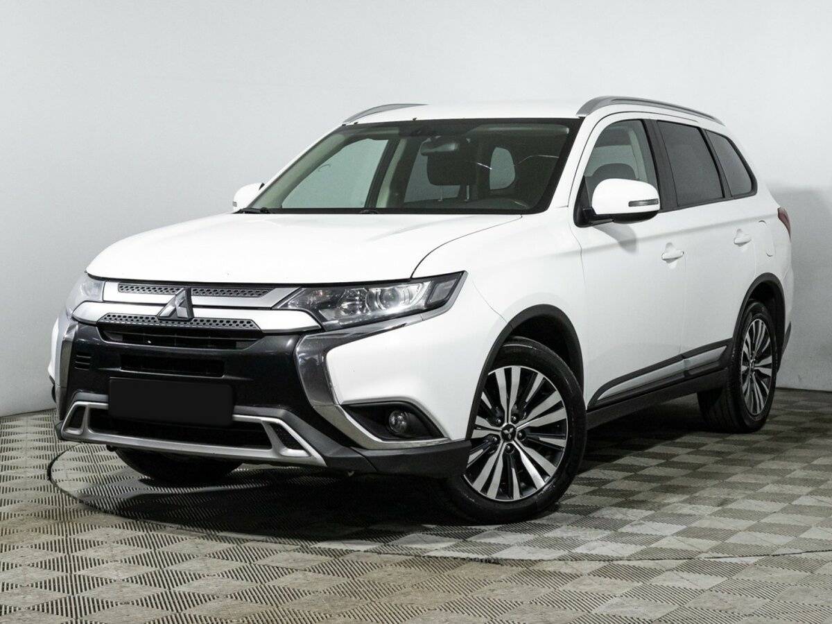 Mitsubishi Outlander с пробегом — 2019 год. Посмотреть фото