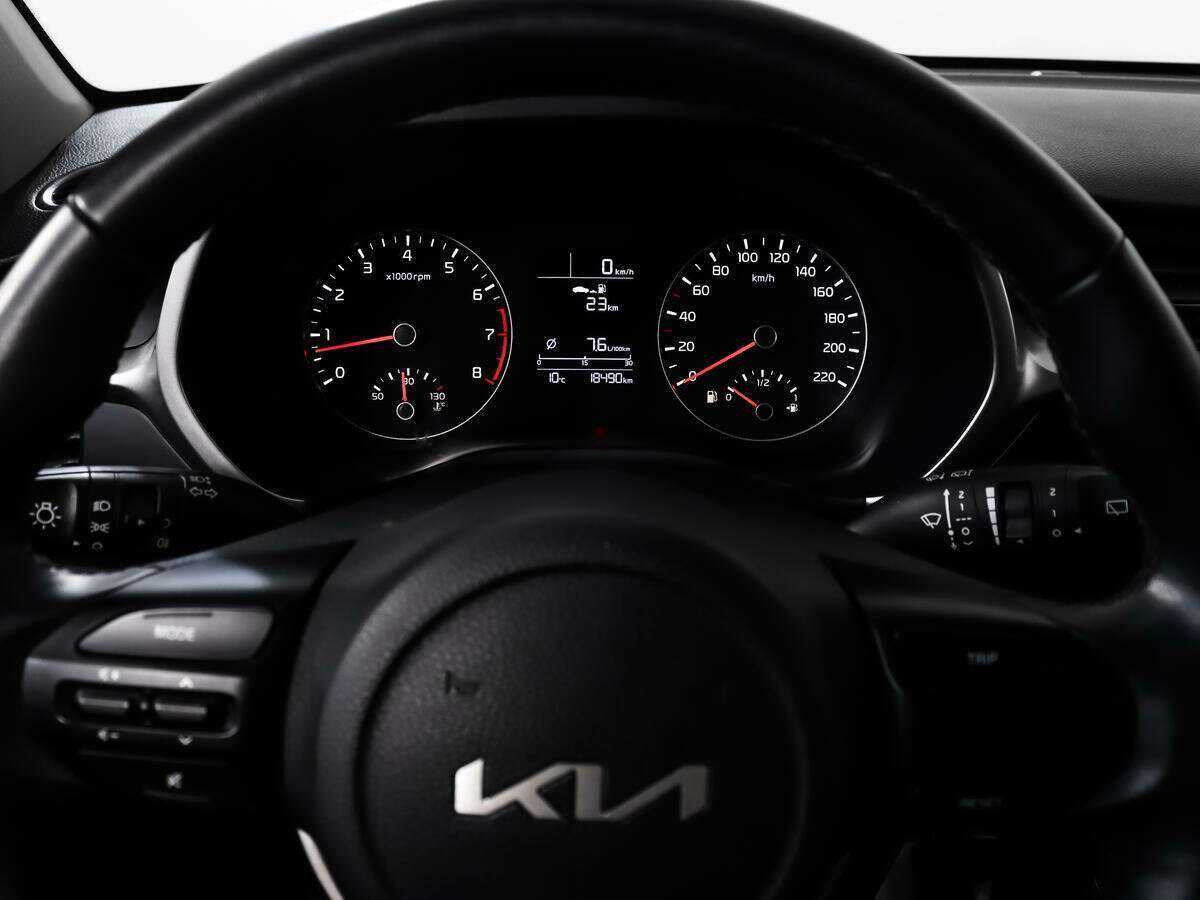Kia Rio с пробегом — 2021 год. Фото: #15
