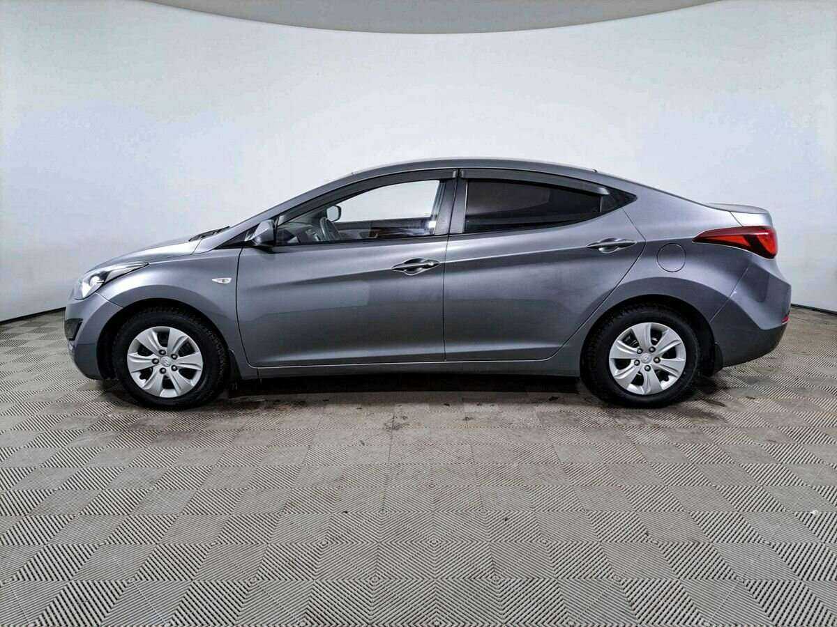 Hyundai Elantra с пробегом — 2015 год. Фото: #7
