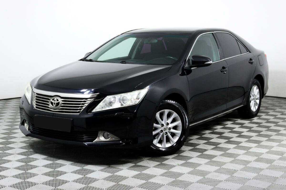 Toyota Camry с пробегом — 2012 год. Посмотреть фото