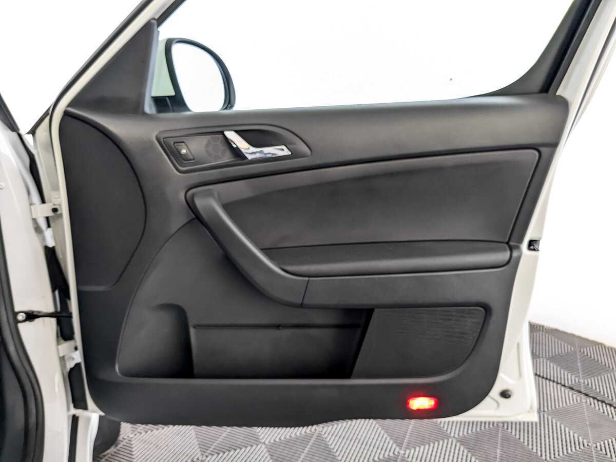 Skoda Yeti с пробегом — 2016 год. Фото: #22