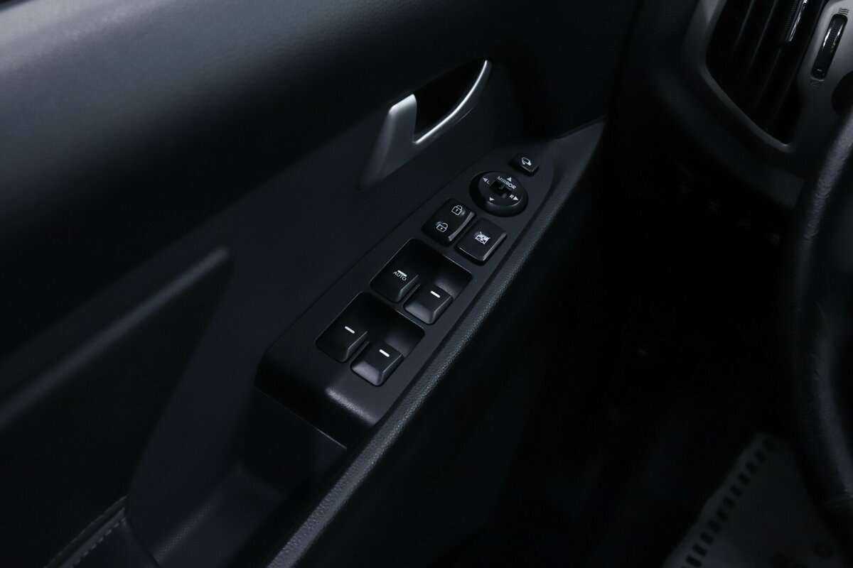 Kia Sportage с пробегом — 2015 год. Фото: #12