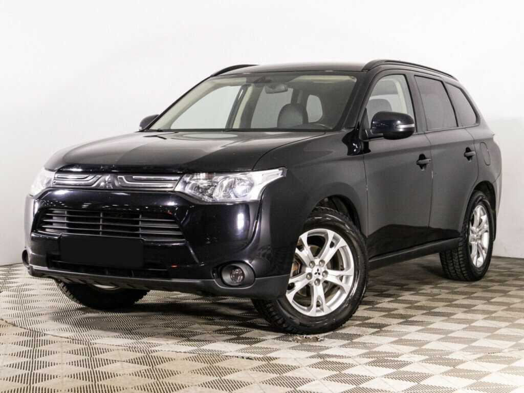 Mitsubishi Outlander с пробегом — 2012 год. Фото: #0