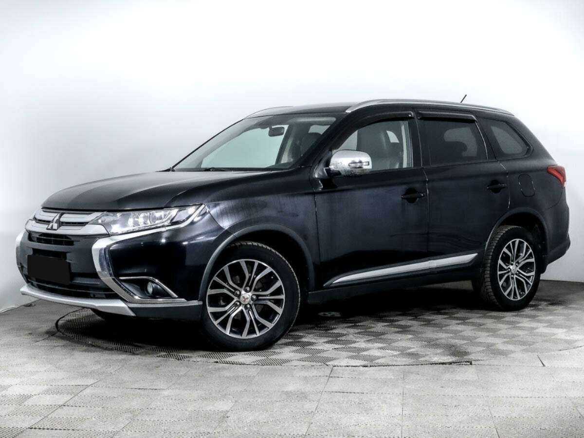 Mitsubishi Outlander с пробегом — 2015 год. Посмотреть фото