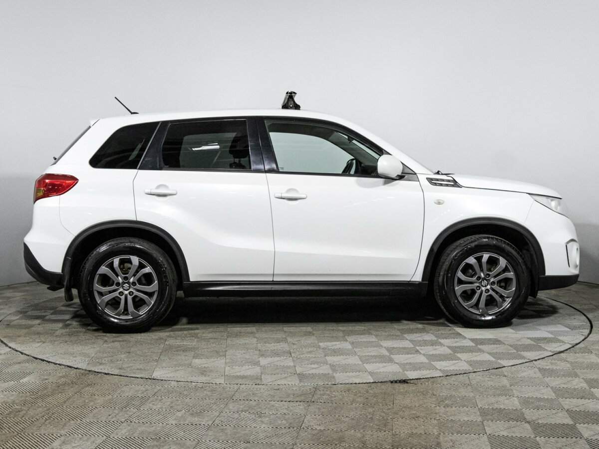 Suzuki Vitara с пробегом — 2016 год. Фото: #3