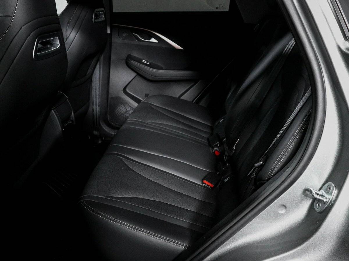 OMODA C5 с пробегом — 2024 год. Фото: #9