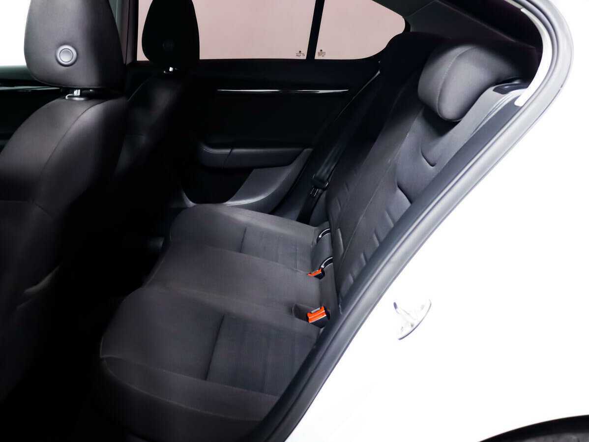 Skoda Octavia с пробегом — 2016 год. Фото: #11