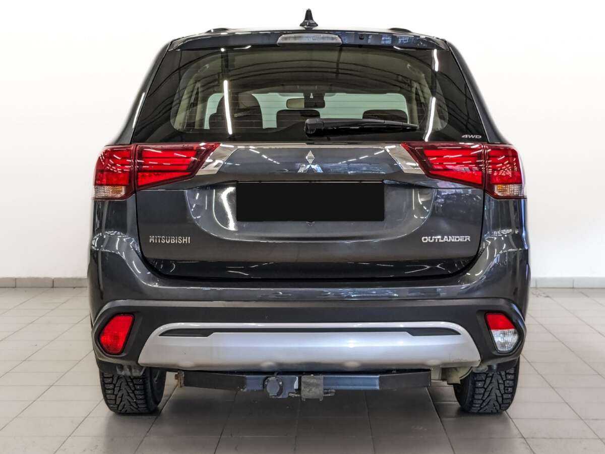 Mitsubishi Outlander с пробегом — 2019 год. Фото: #5