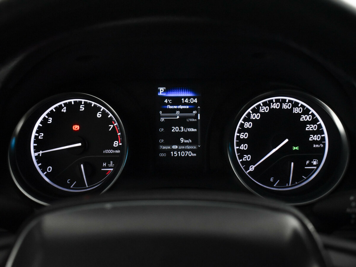 Toyota Camry с пробегом — 2022 год. Фото: #19