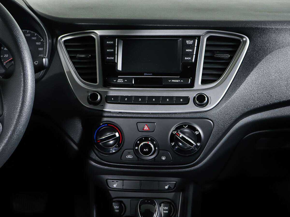 Hyundai Solaris с пробегом — 2020 год. Фото: #11