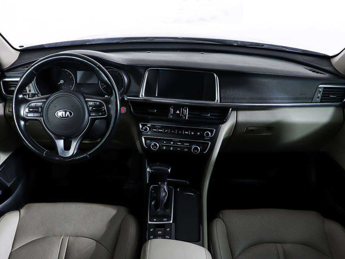 Kia Optima с пробегом — 2017 год. Фото: #10