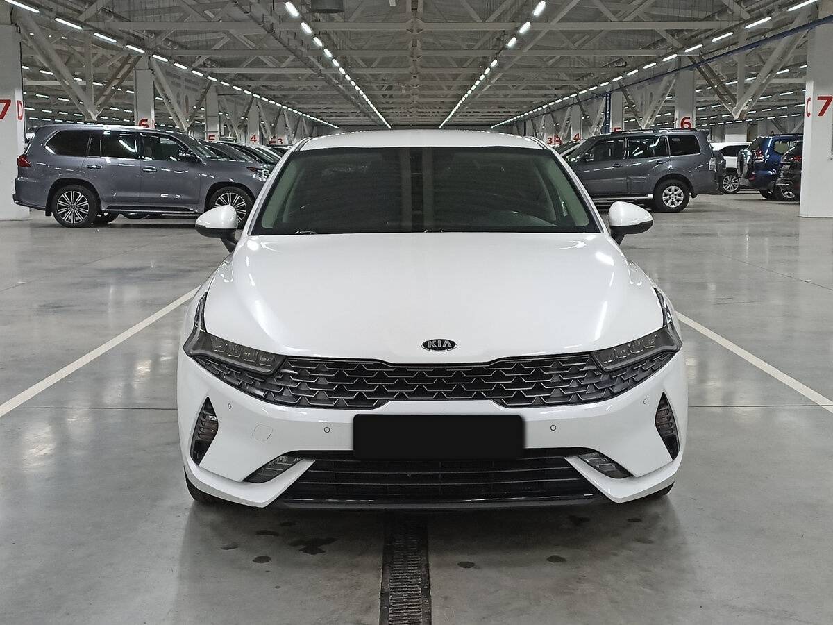 Kia K5 с пробегом — 2021 год. Фото: #1