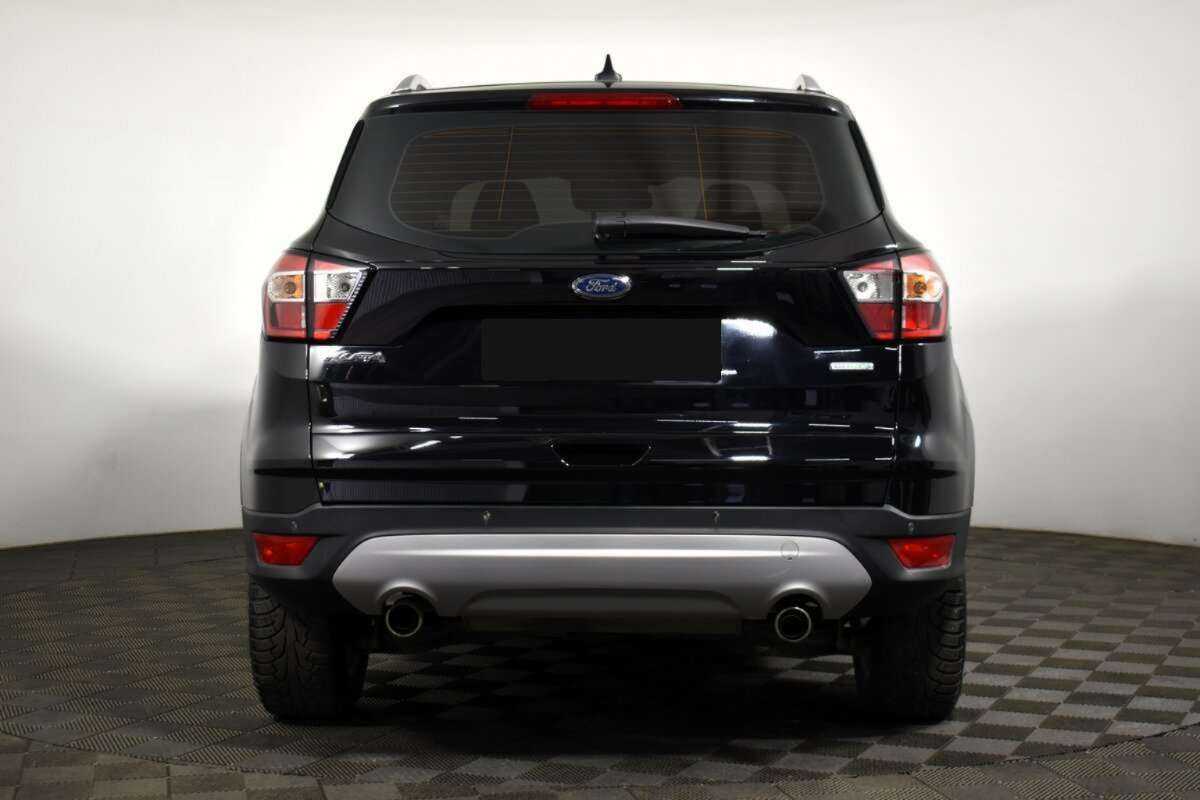 Ford Kuga с пробегом — 2017 год. Фото: #4