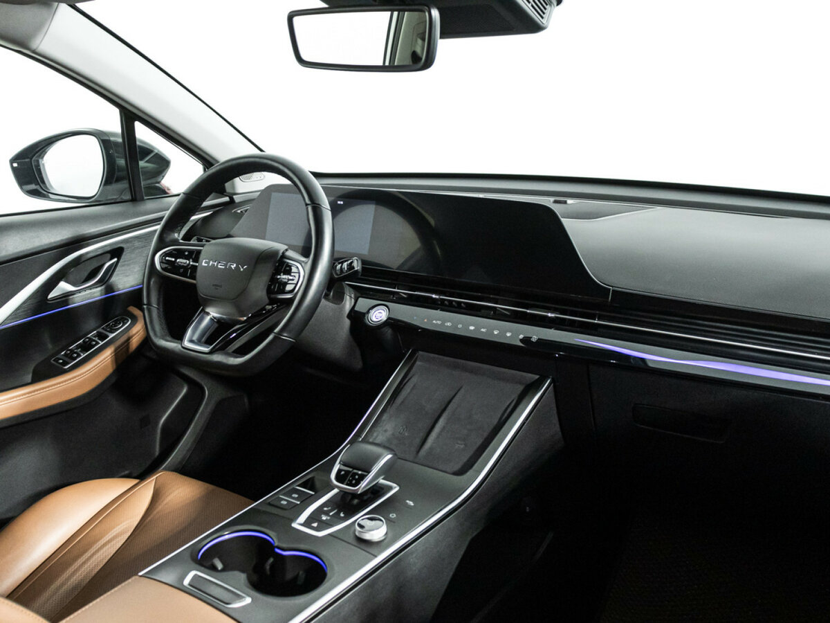 OMODA C5 с пробегом — 2022 год. Фото: #8