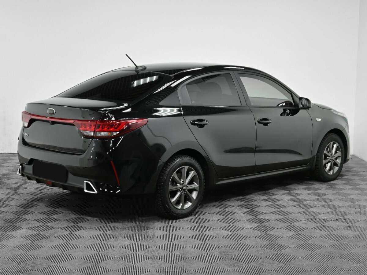 Kia Rio с пробегом — 2021 год. Фото: #1
