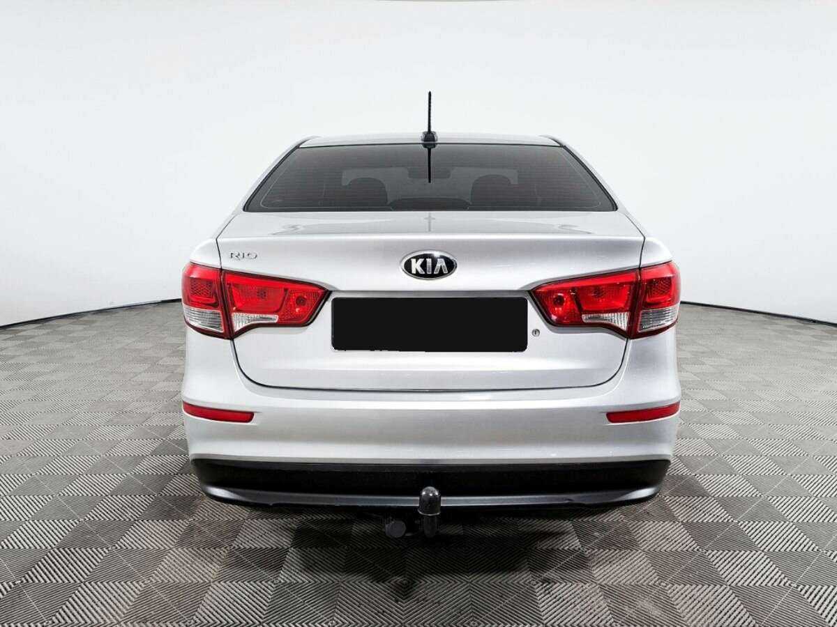 Kia Rio с пробегом — 2017 год. Фото: #4