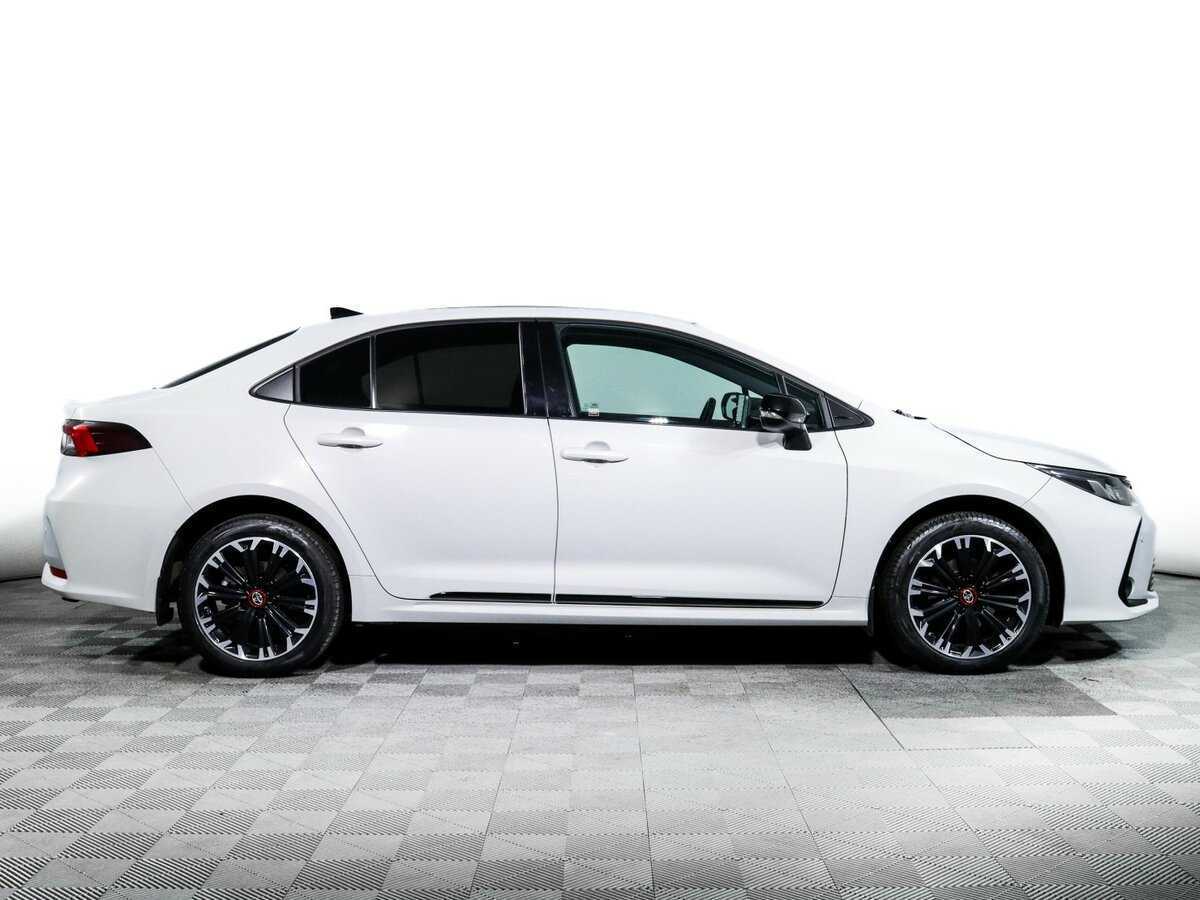 Toyota Corolla с пробегом — 2021 год. Фото: #3