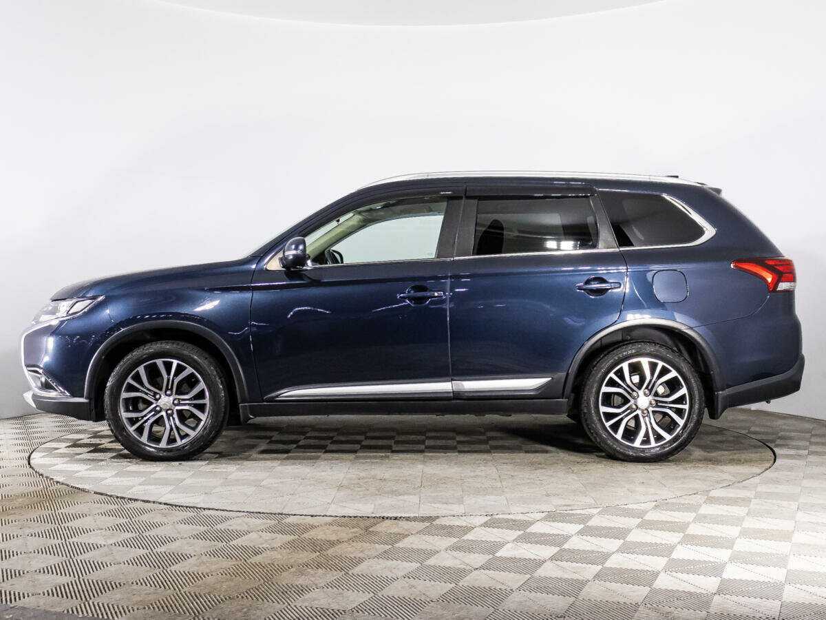 Mitsubishi Outlander с пробегом — 2018 год. Фото: #7