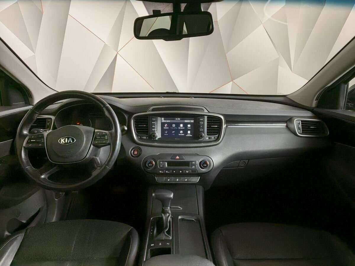 Kia Sorento с пробегом — 2019 год. Фото: #9