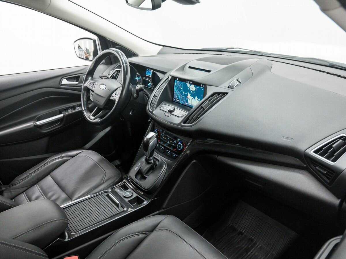Ford Kuga с пробегом — 2017 год. Фото: #7