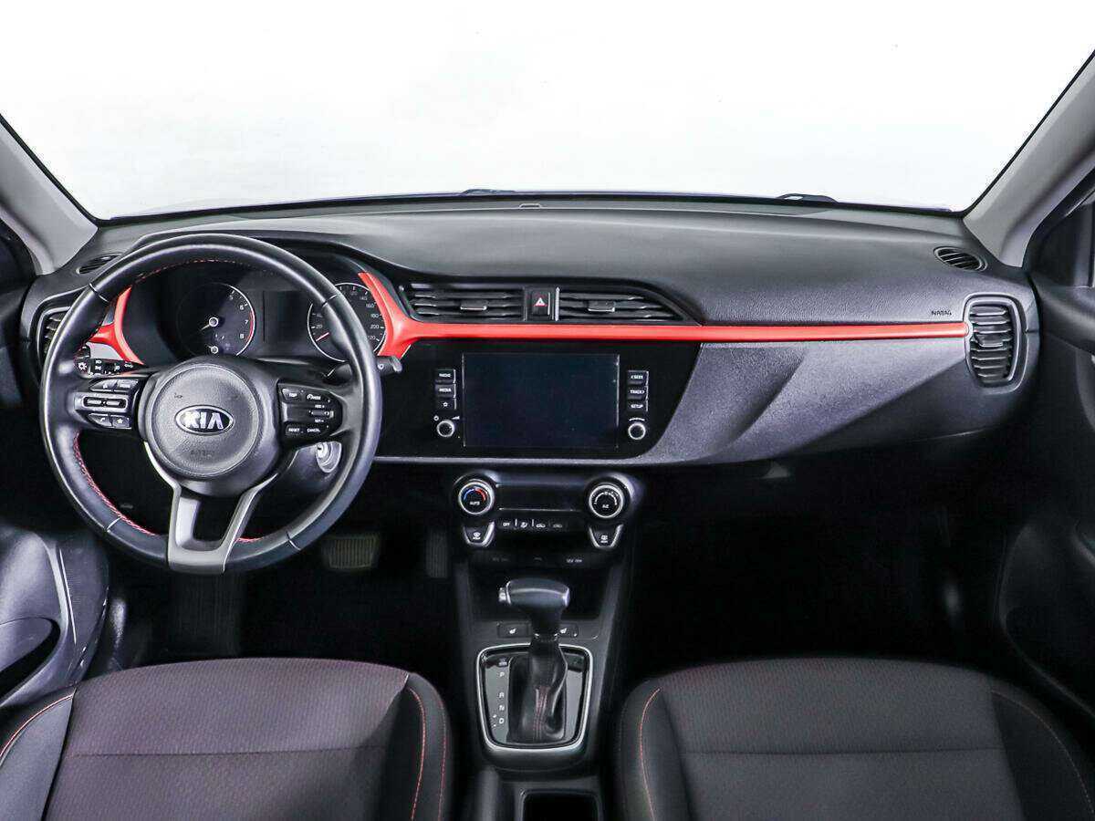 Kia Rio с пробегом — 2020 год. Фото: #10