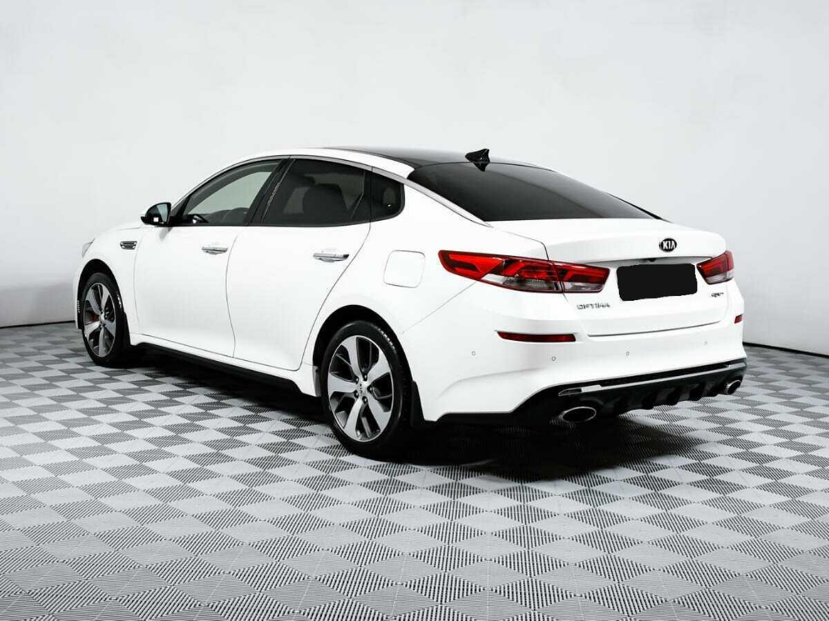Kia Optima с пробегом — 2018 год. Фото: #6