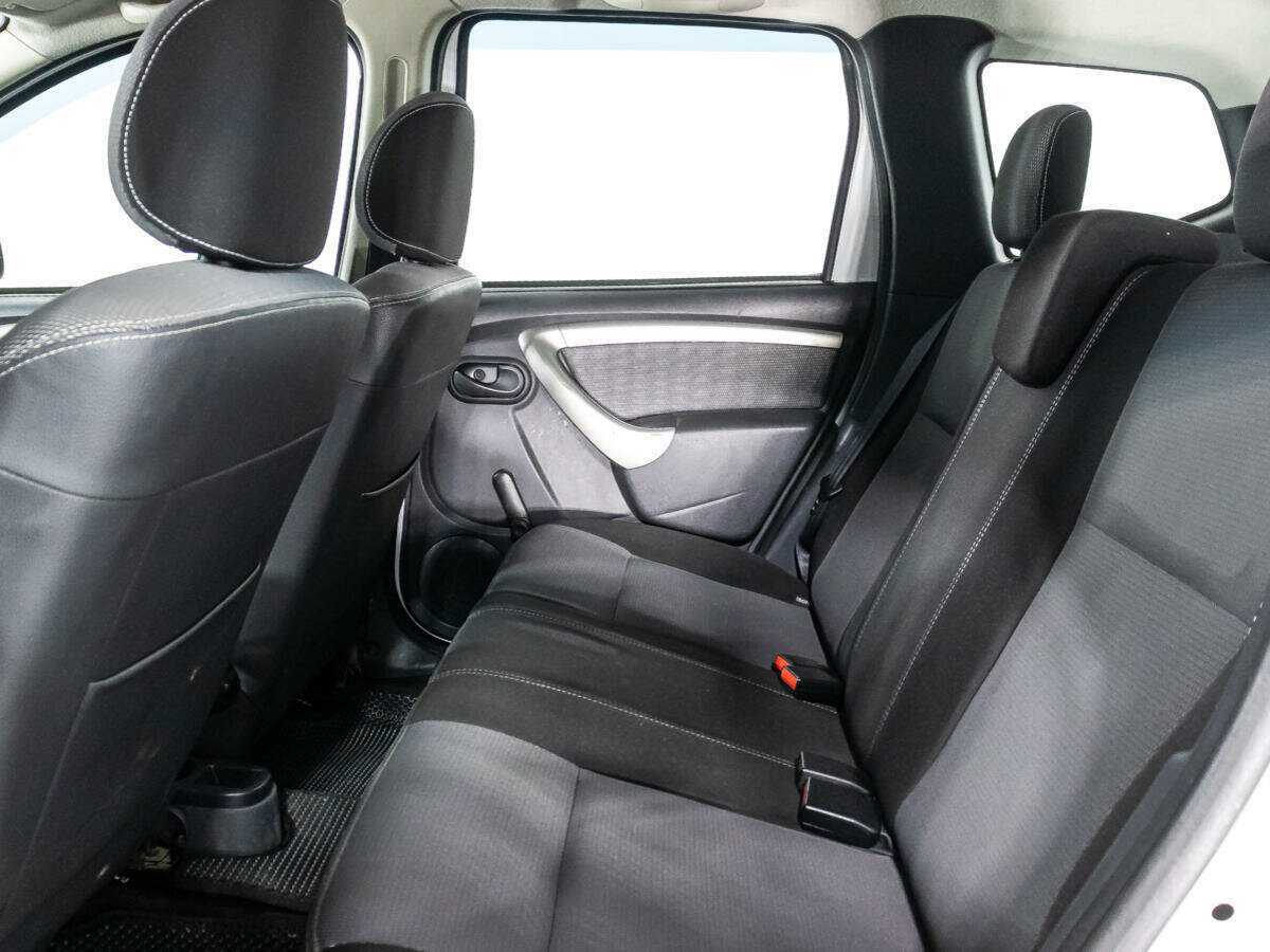 Renault Duster с пробегом — 2015 год. Фото: #9