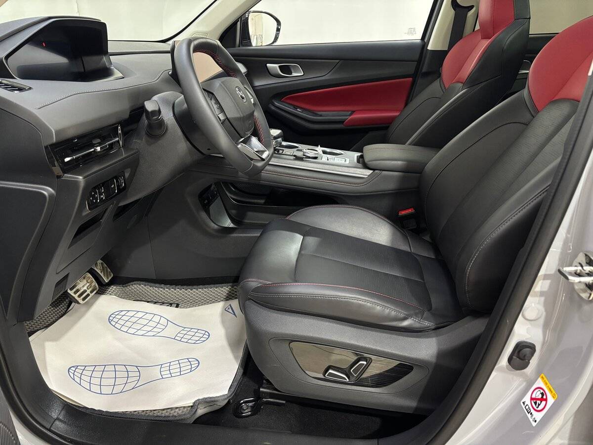 Changan UNI-S (CS55 Plus) с пробегом — 2024 год. Фото: #7