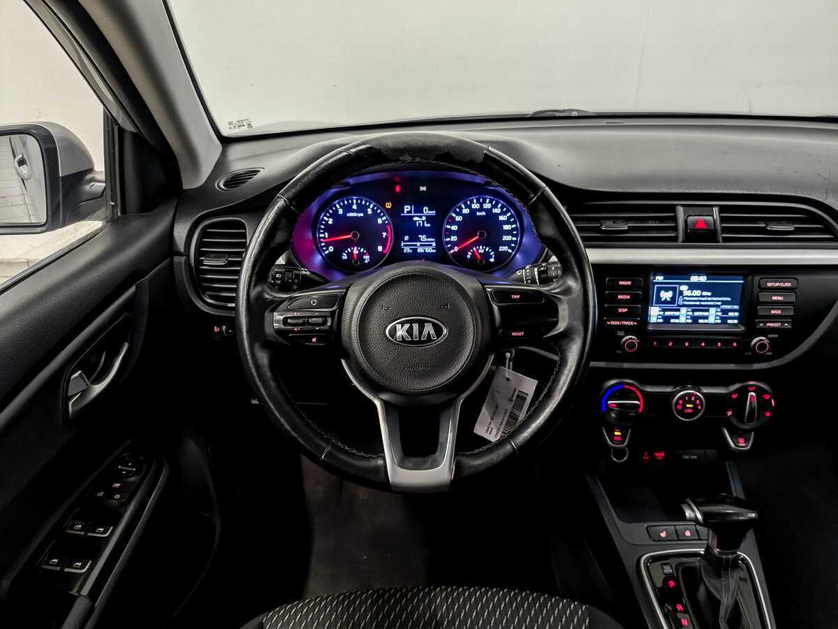 Kia Rio с пробегом — 2020 год. Фото: #20