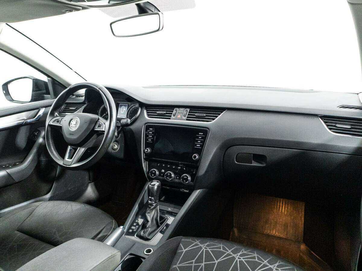 Skoda Octavia с пробегом — 2019 год. Фото: #8