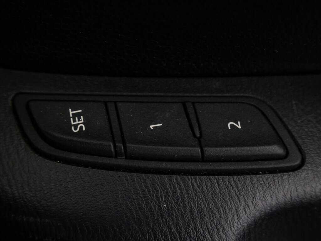 Mazda 6 с пробегом — 2015 год. Фото: #17