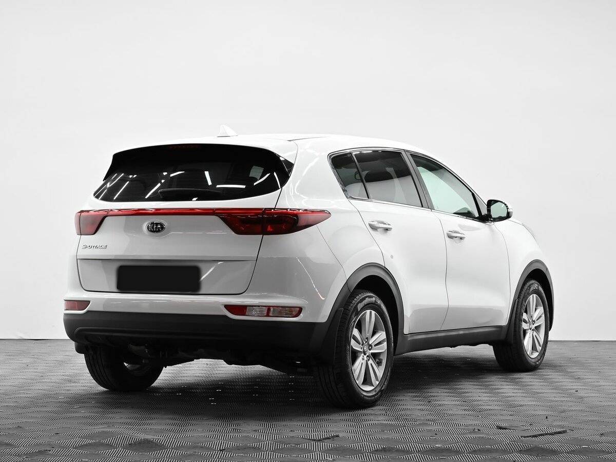 Kia Sportage с пробегом — 2017 год. Фото: #3