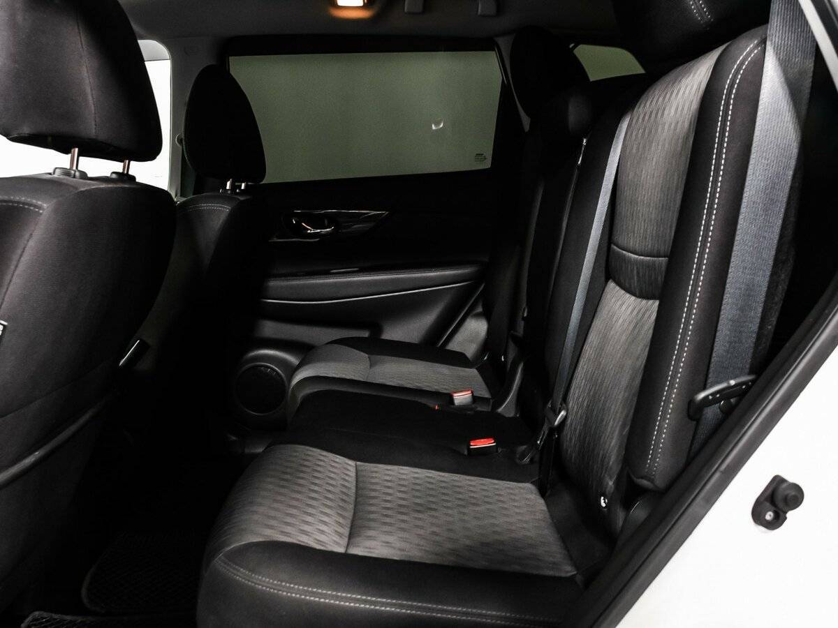 Nissan X-Trail с пробегом — 2018 год. Фото: #12