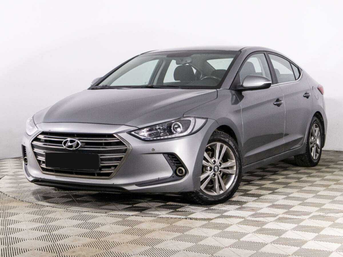 Hyundai Elantra с пробегом — 2018 год. Фото: #0