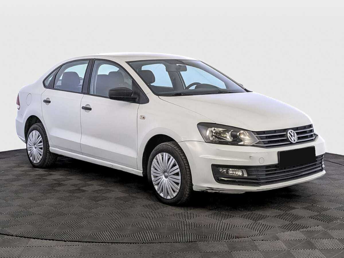 Volkswagen Polo с пробегом — 2018 год. Фото: #2