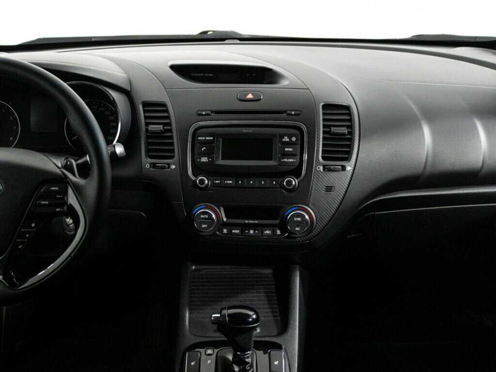 Kia Cerato с пробегом — 2017 год. Фото: #13