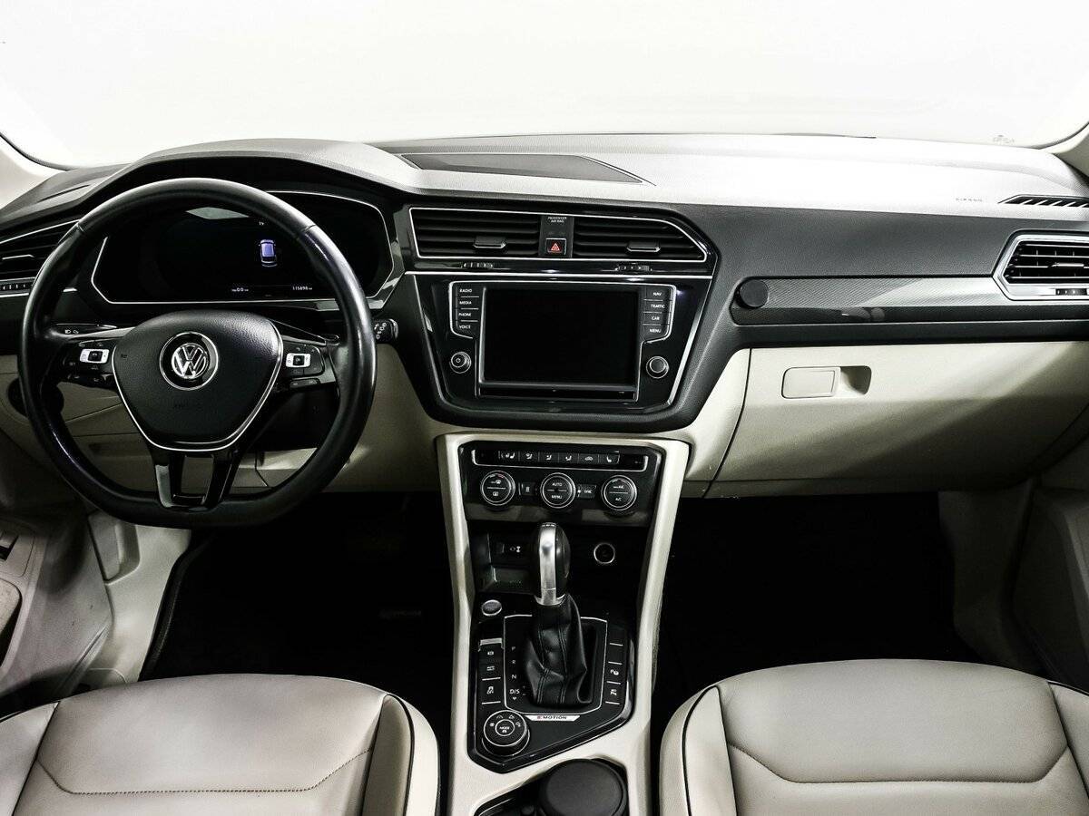 Volkswagen Tiguan с пробегом — 2017 год. Фото: #10