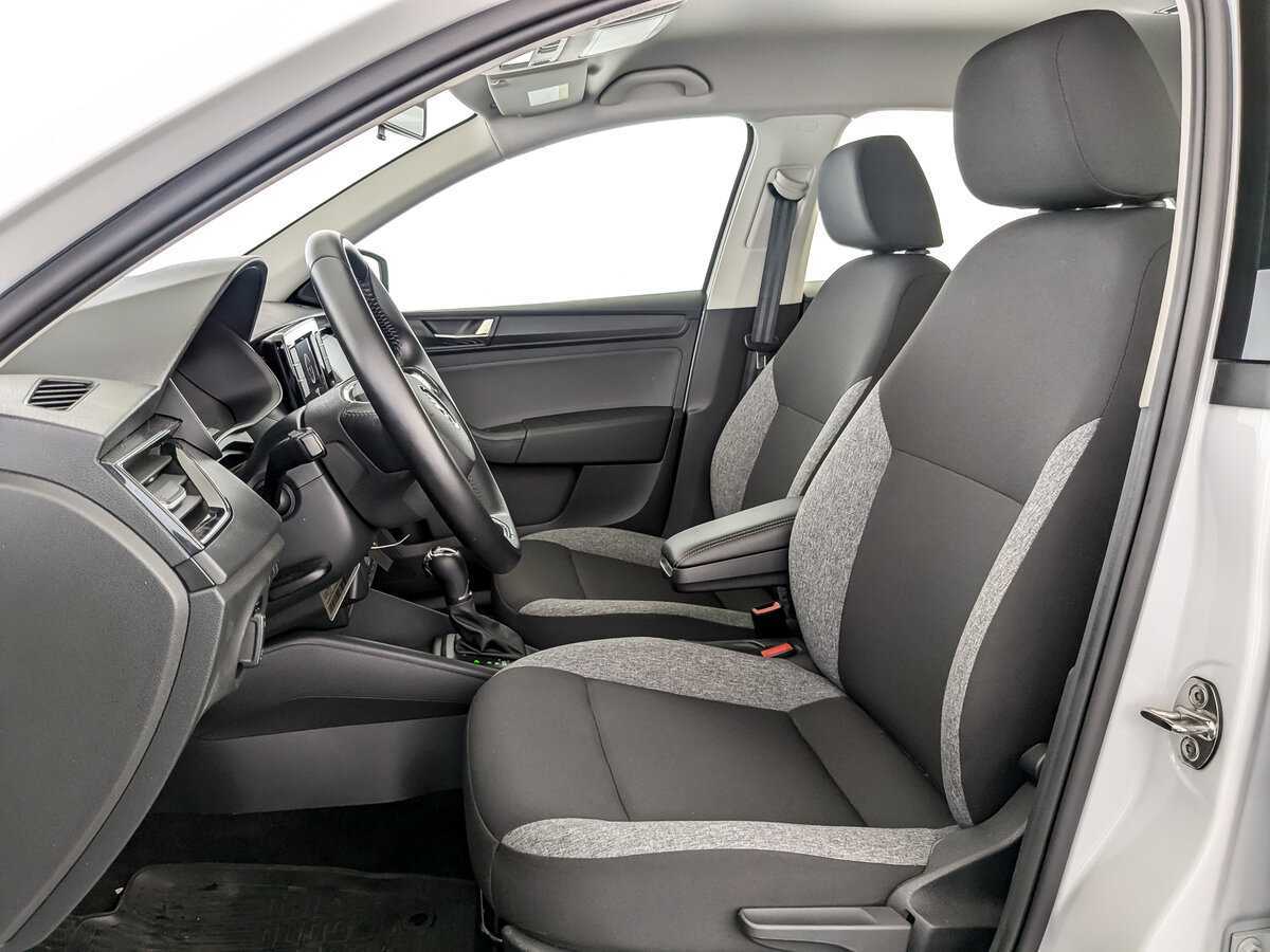 Skoda Rapid с пробегом — 2021 год. Фото: #15