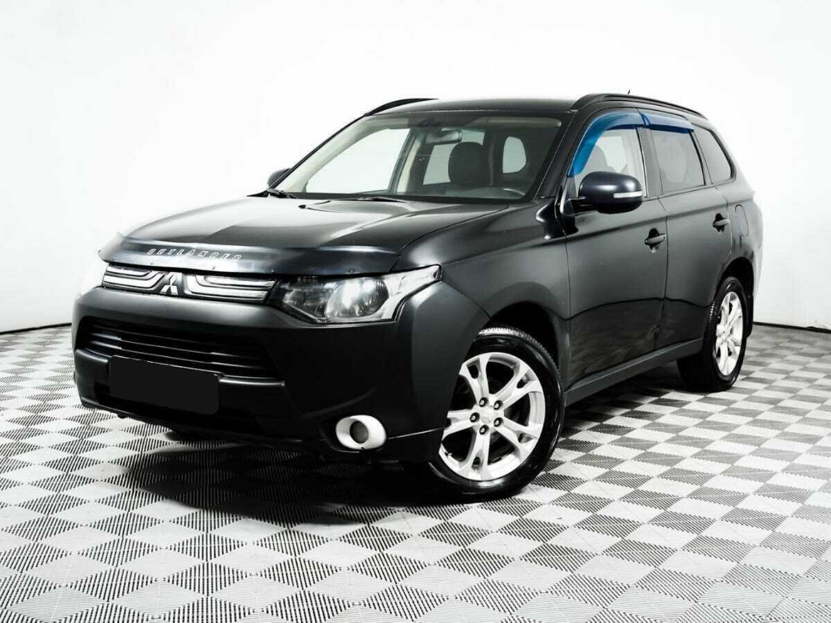 Mitsubishi Outlander с пробегом — 2012 год. Фото: #0