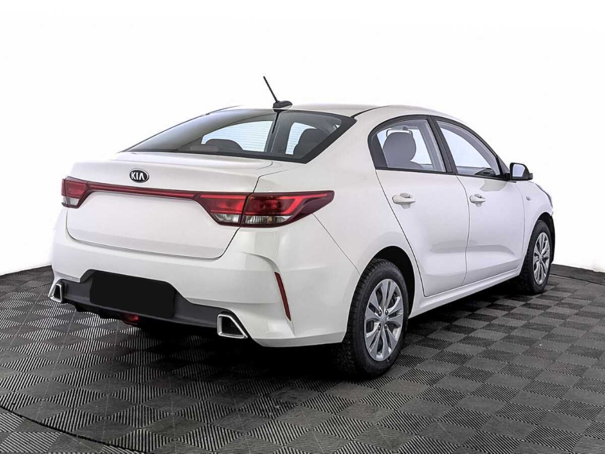 Kia Rio с пробегом — 2021 год. Фото: #4