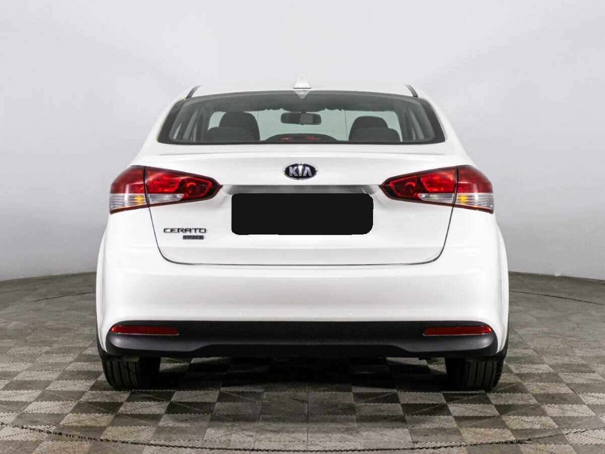 Kia Cerato с пробегом — 2017 год. Фото: #5