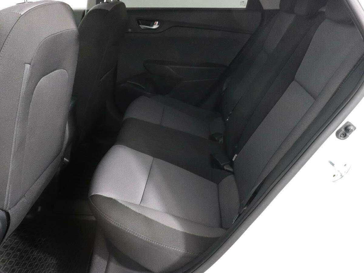 Hyundai Solaris с пробегом — 2020 год. Фото: #7