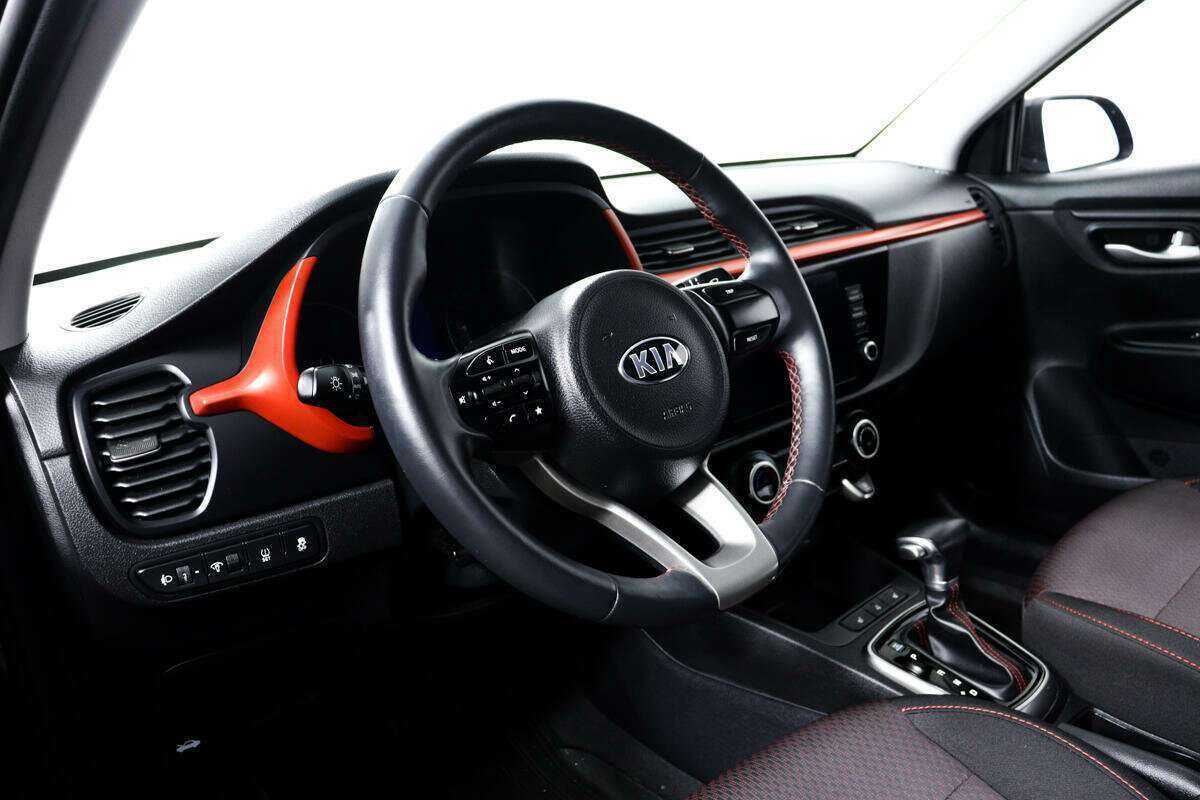 Kia Rio с пробегом — 2020 год. Фото: #12